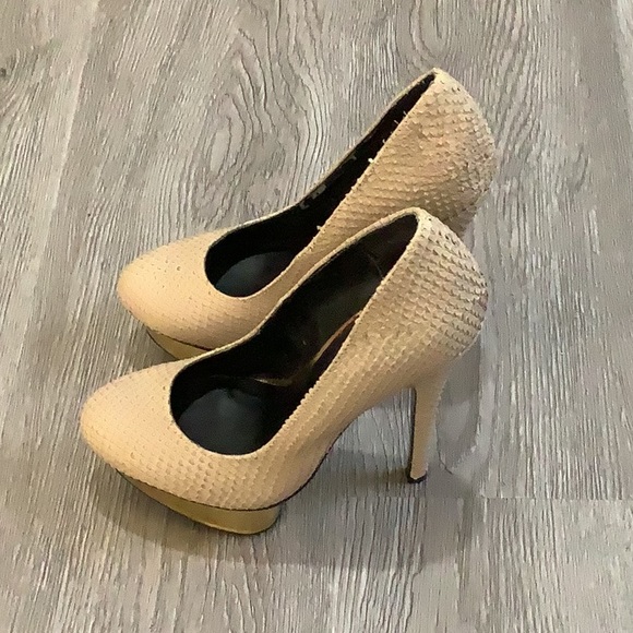 Fergie Shoes - Fergie Tan Close Toe Shoes